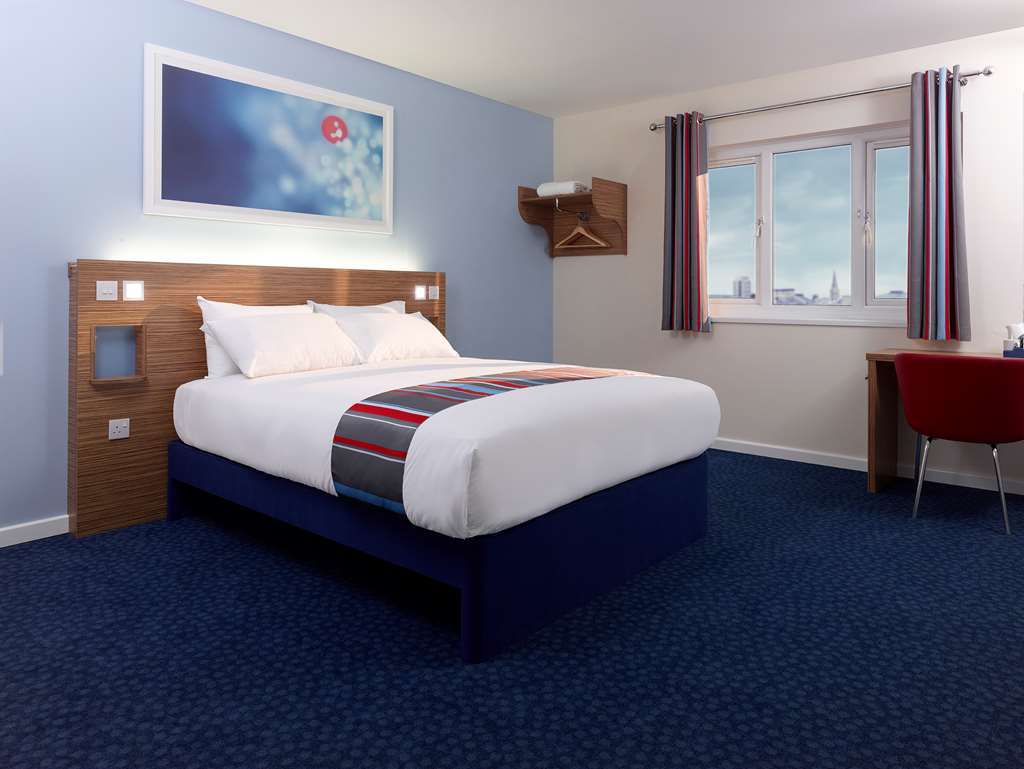 Travelodge Birmingham Dudley Rum bild